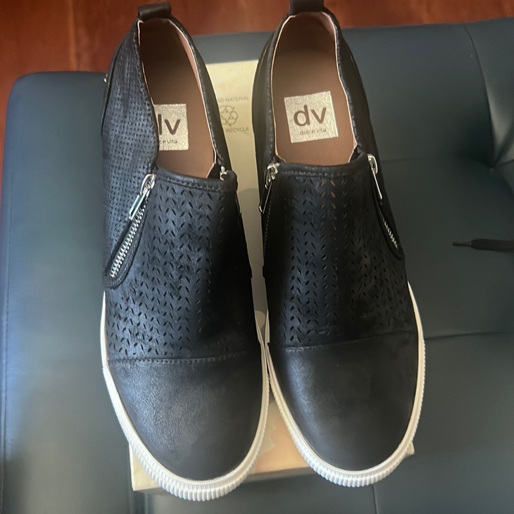Dolce vita wedge sneakers, size 10. Black. New, never wore.